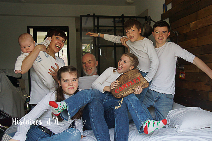 photo nouveau-né famille nombreuse